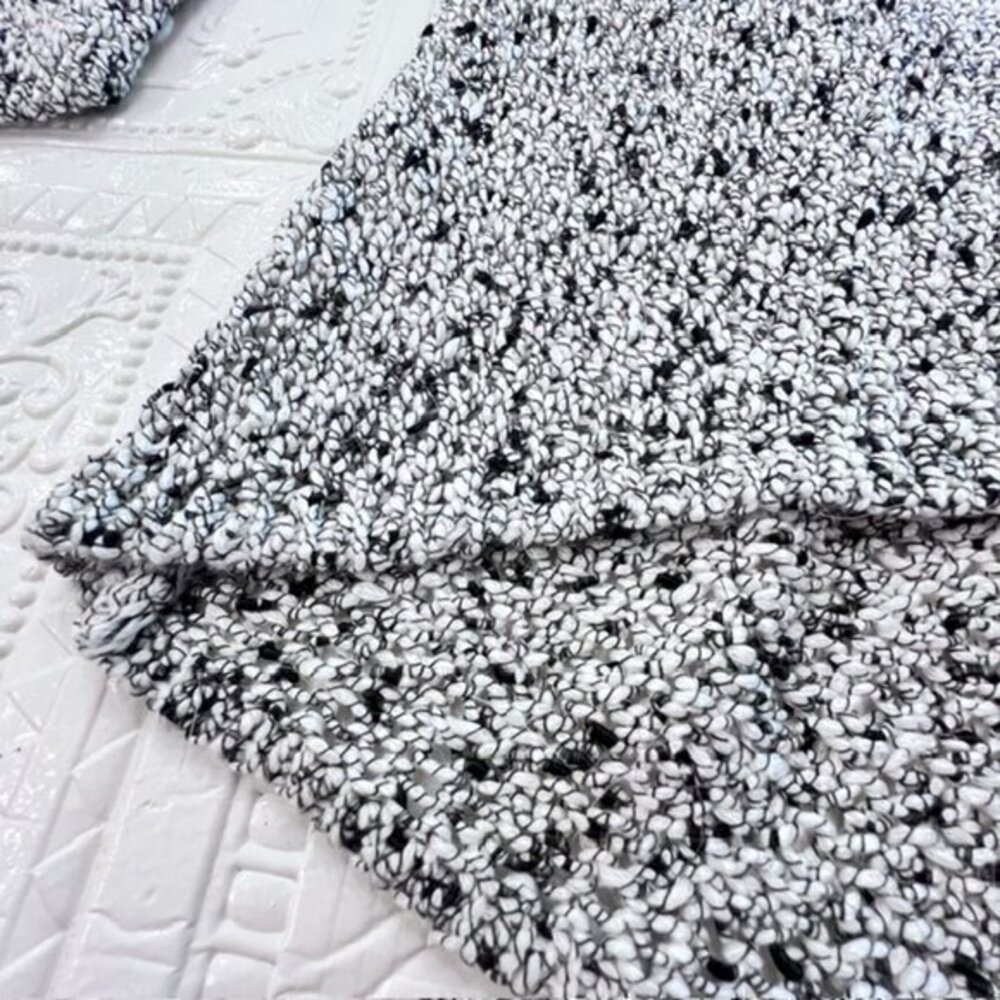 🛍️2 for $25 Sale🛍️ The Limited Open Knit Lightweight Sweater Small Black White - Picture 3 of 10